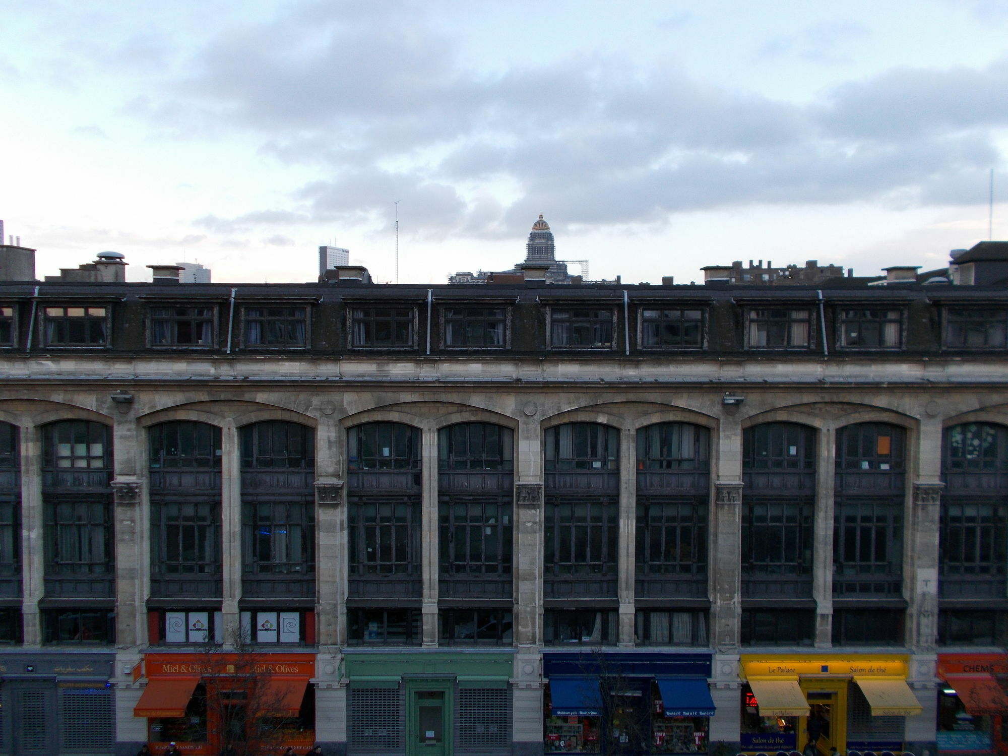 Urban City Centre Hostel Bruxelas Exterior foto